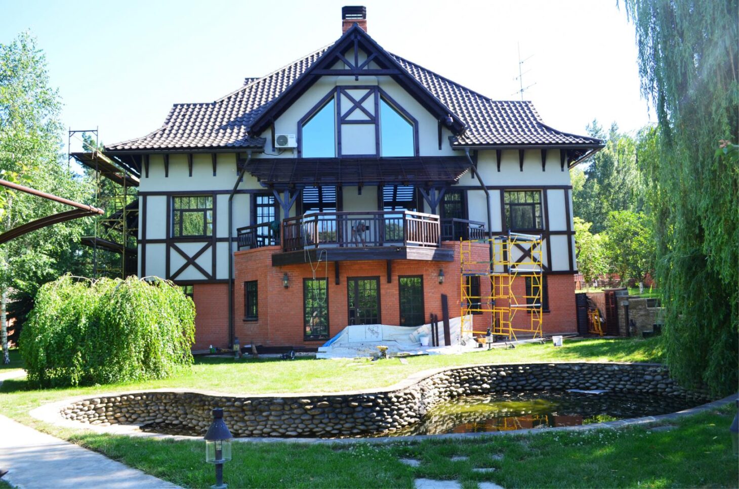Building a red brick house